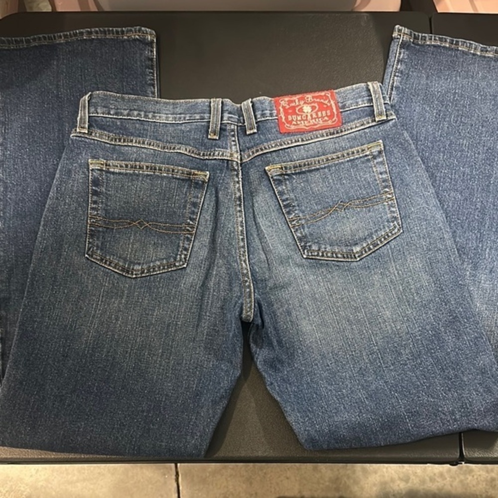 451.  Lucky Brand women’s Blue mid rise (boot cut) flare Jeans size 10